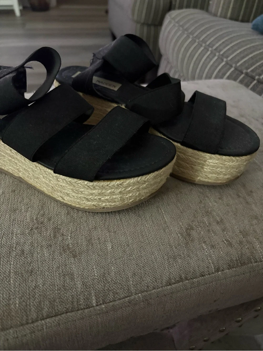 Steve Madden size 6 Black Espadrille Platform Sandals - Women's